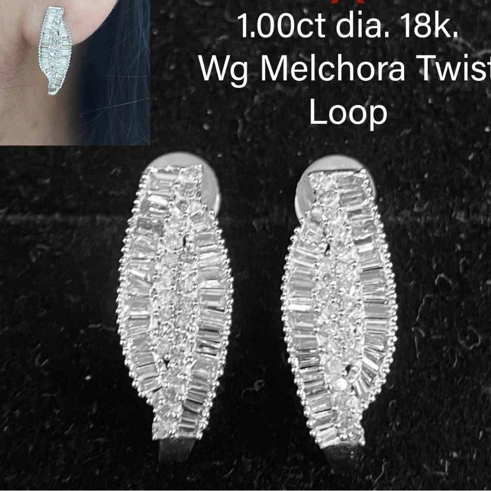 Natural Diamonds Twist Loop 18K White Gold Japan Earrings with Certificate